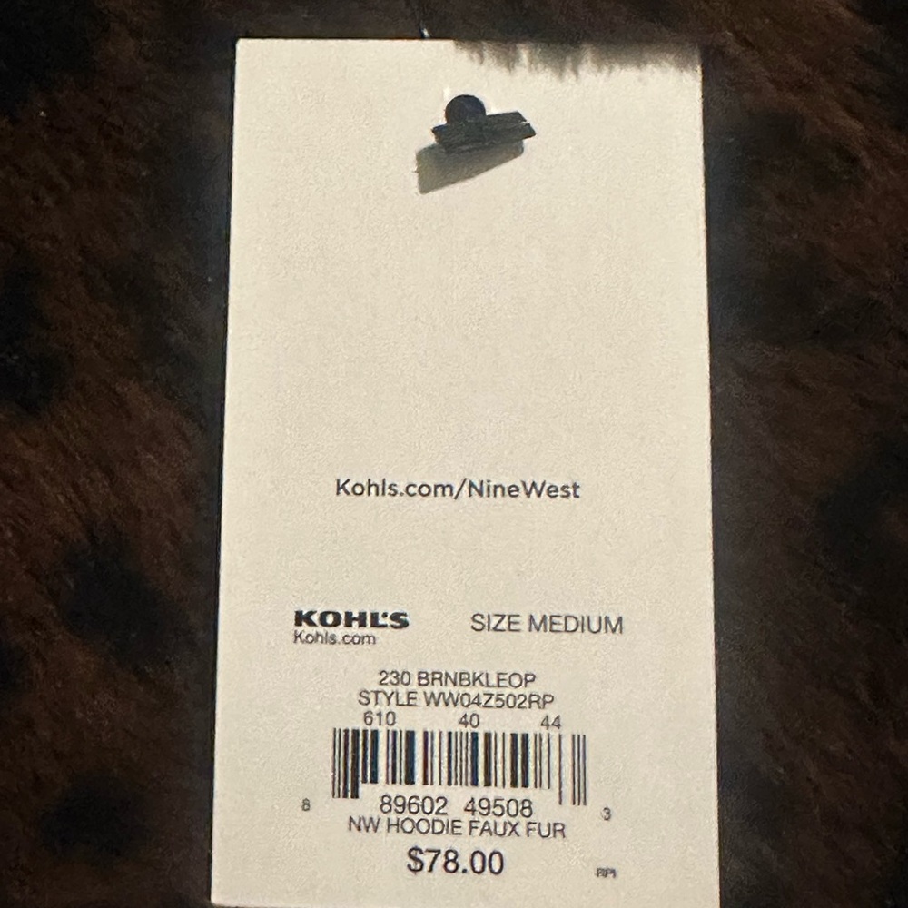 NWT Women's Nine West Faux-Fur
Hooded Jacket
Color brown cheetah - Picture 15 of 15